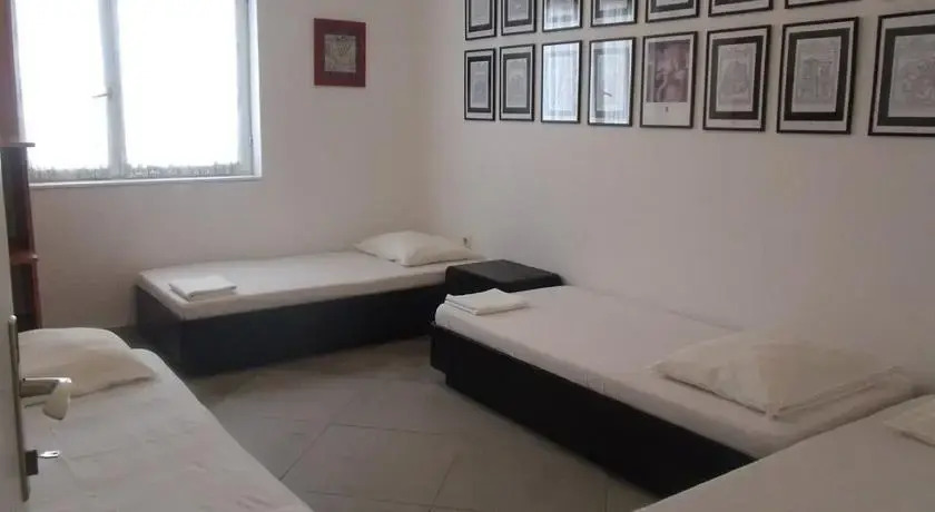 Guesthouse Čolpa