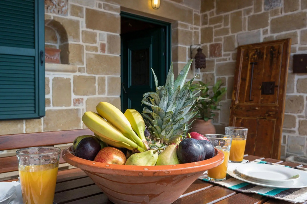 Athina Traditional Villa | Stalos