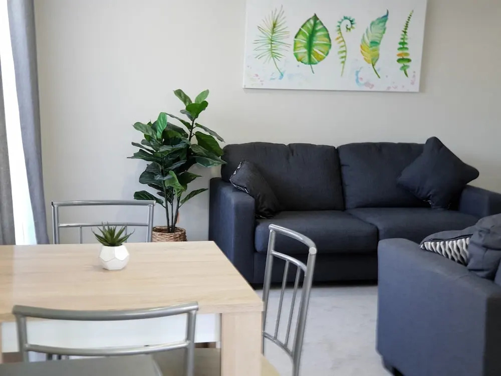 Rose Apartments Unit 2 Central Rotorua- Accommodation & Spa
