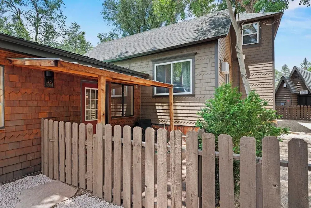 Timber Lodge Cabins 32