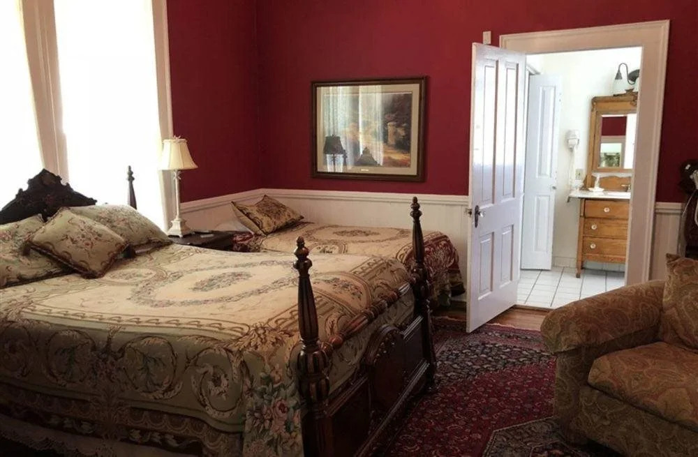 Rose House Inn