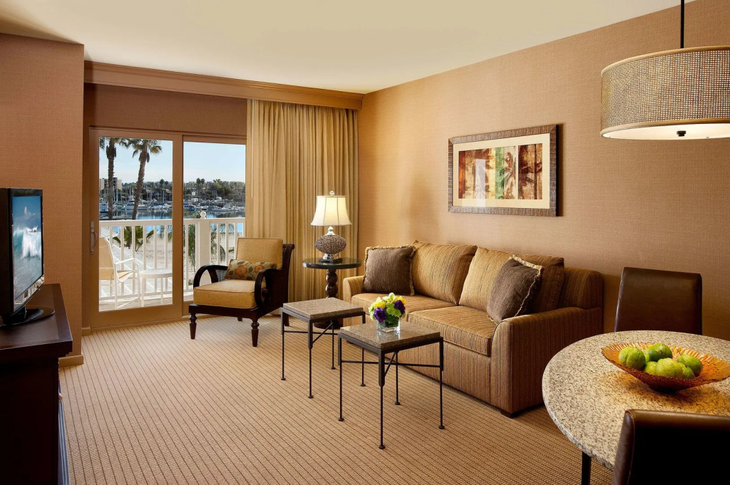 Jamaica Bay Inn Marina Del Rey Tapestry Collection by Hilton