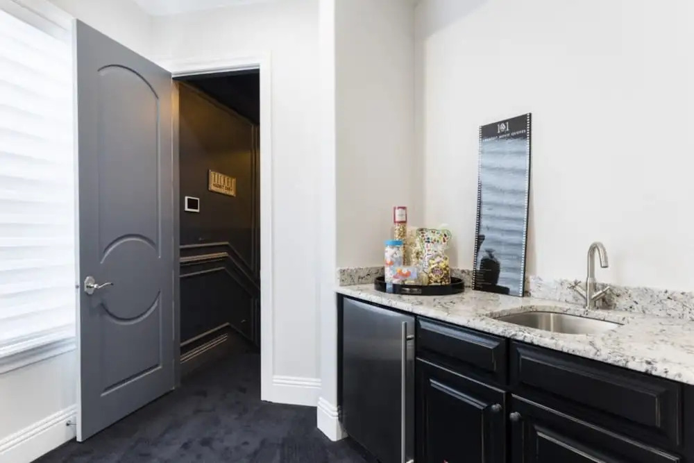 Beautiful Mansion With Private Pool, Close to Disney, Orlando Mansion 2907