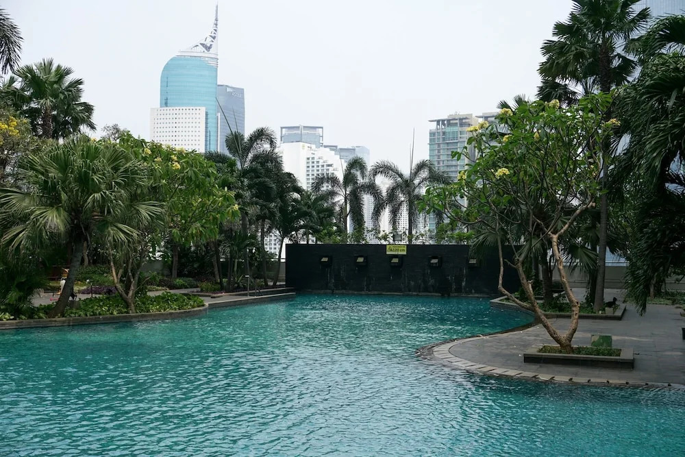 Pleasant 1BR Apartment Thamrin Residence By Travelio