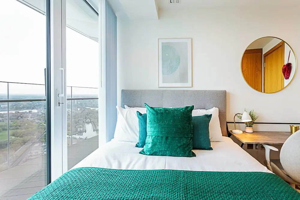 The Panoramic Urban Oasis
