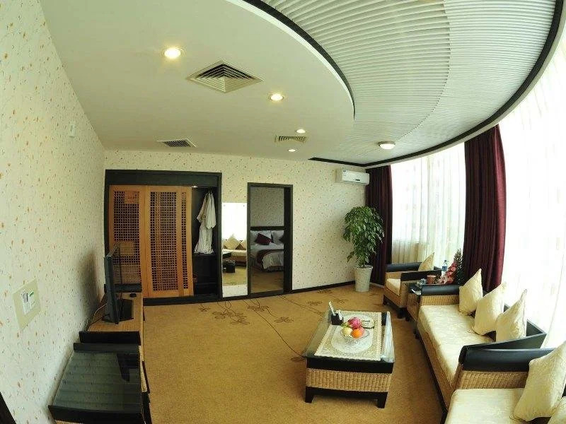 Yijing Garden Resort & Spa Hotel