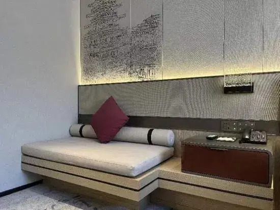 Golden Diamond International Hotel