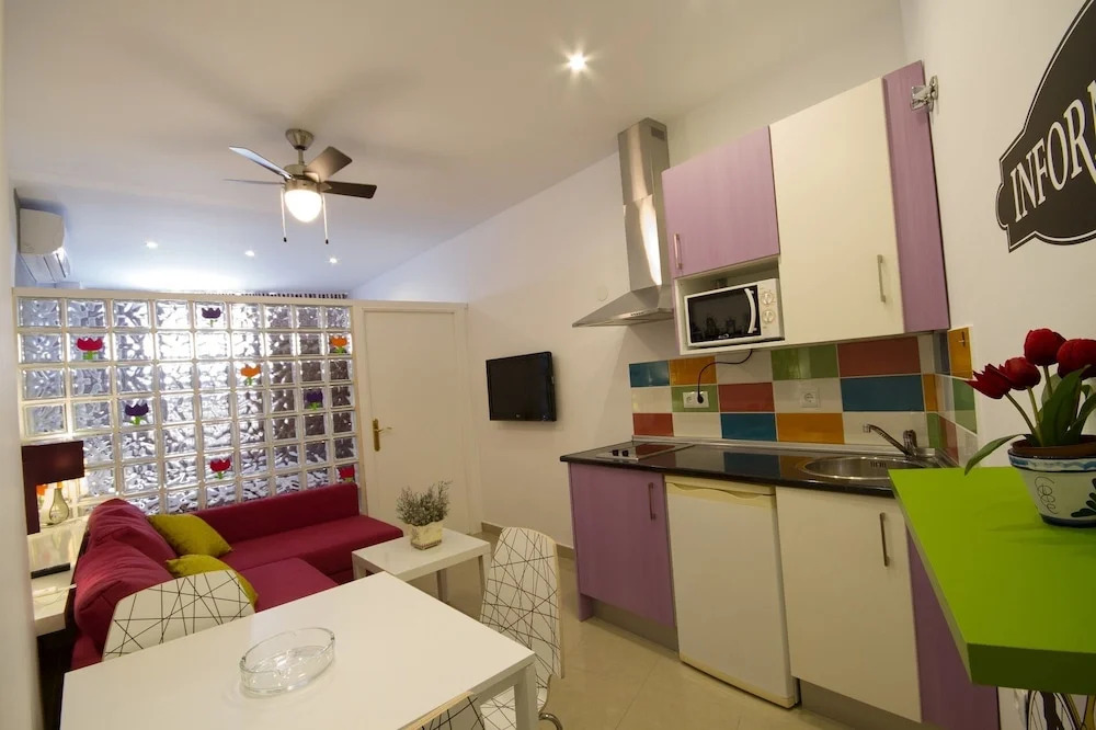 Apartamentos El Templo Suites