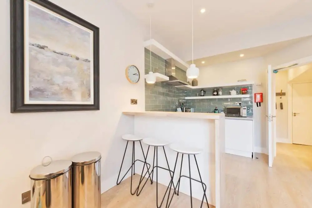1 Bedroom Apartment Close to City Centre