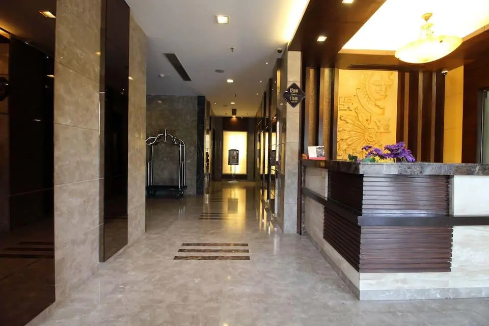 The Golden Palms Hotel