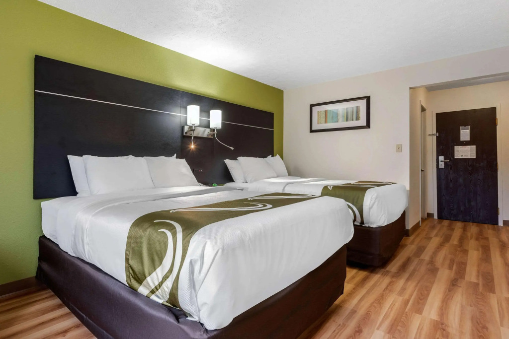 Quality Inn Coraopolis - Pittsburgh Airport