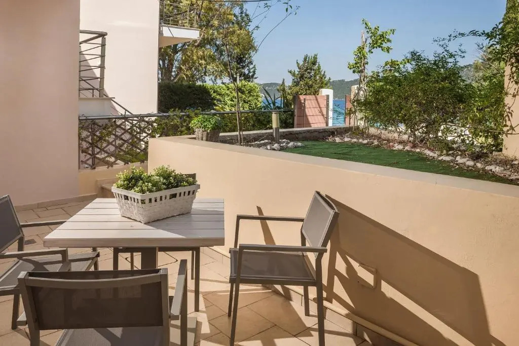 Deluxe Kefalonia Apartment Apartment Amaryllis 1 Bedroom Outdoor Pool