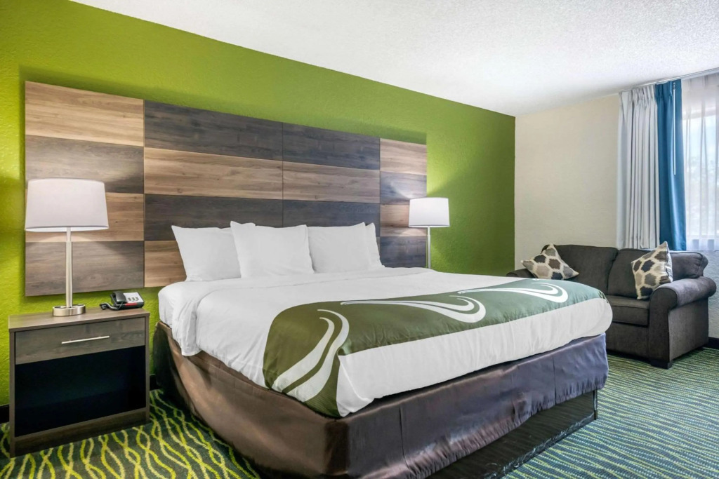 Quality Inn & Suites Leesburg Chain of Lakes