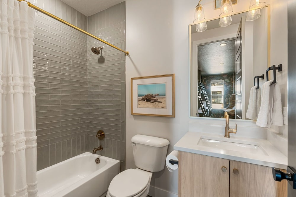 Sunset Pearl At Desert Color 8 Bedroom Townhouse