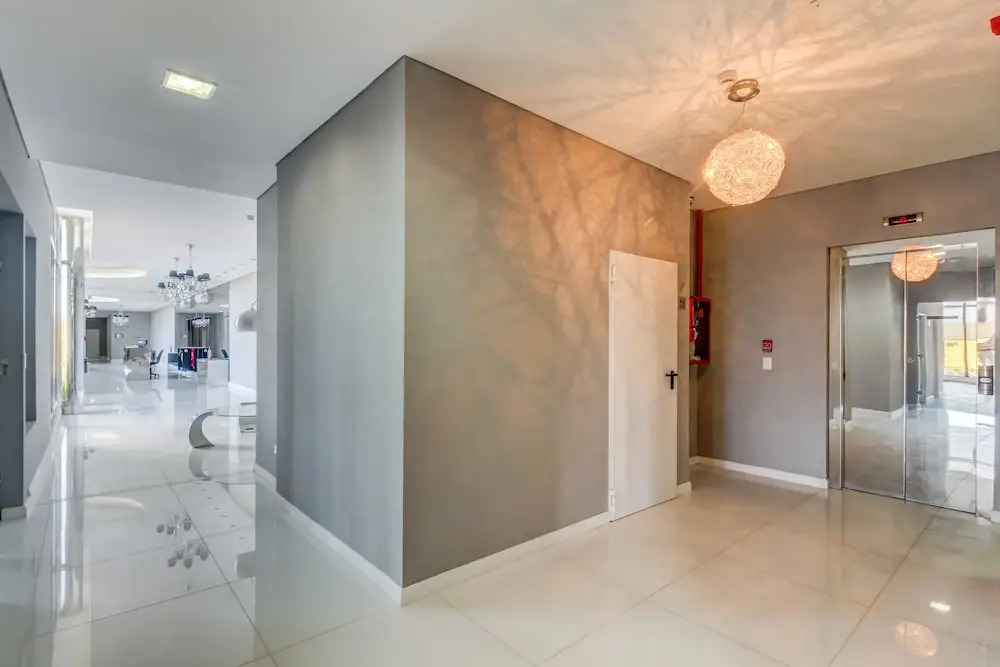 Moderno apartamento frente al mar y piscina - Azure Towers