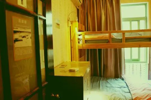 Anzhi · Tinglan Fashion Homestay Youth Hostel (Kunming Old Street)