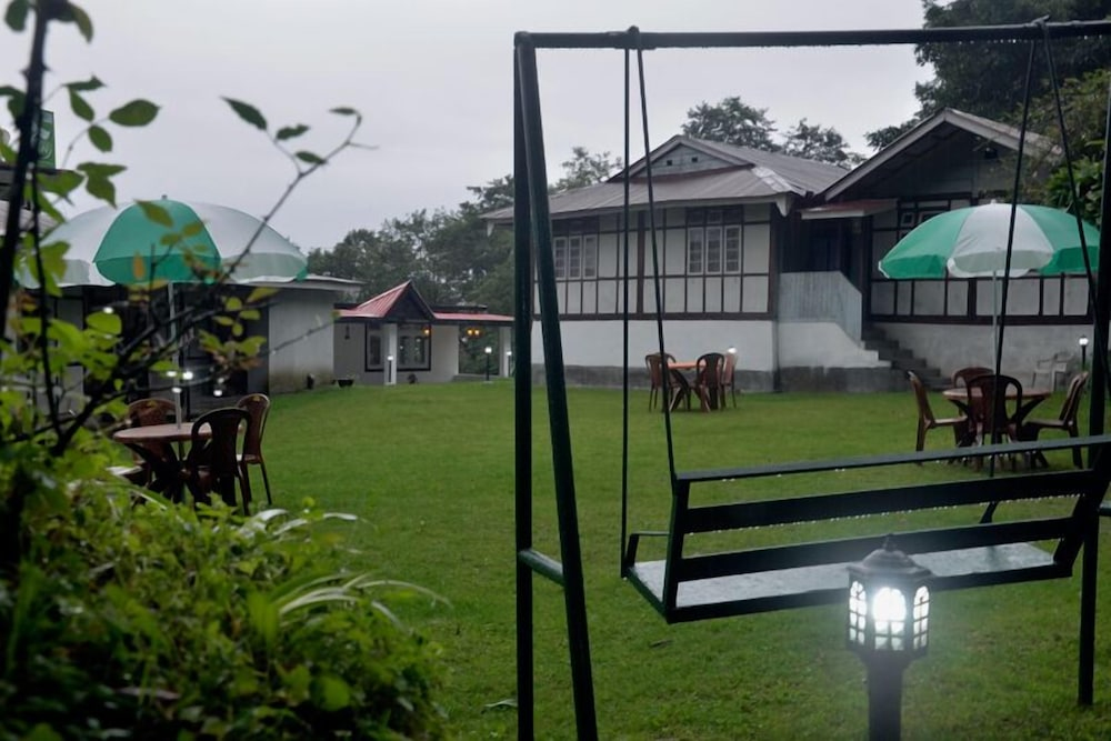 Green Leaf Resort