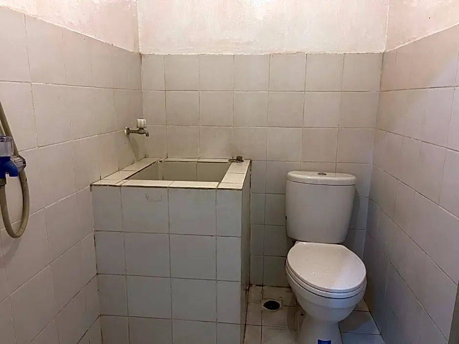 OYO 90812 Hayza Residence Syariah