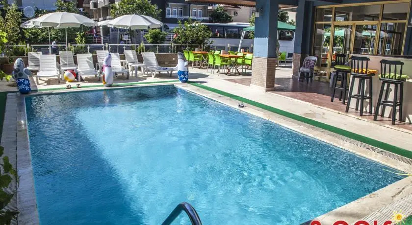 Baris Hotel