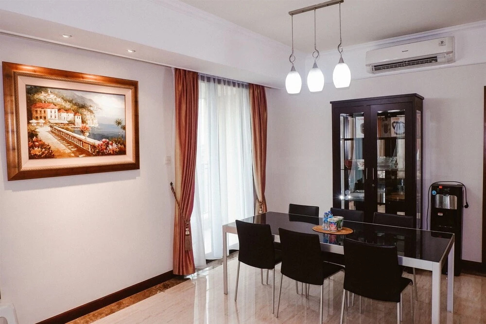 Luxurious and Spacious Casablanca Apartment Next to Kokas