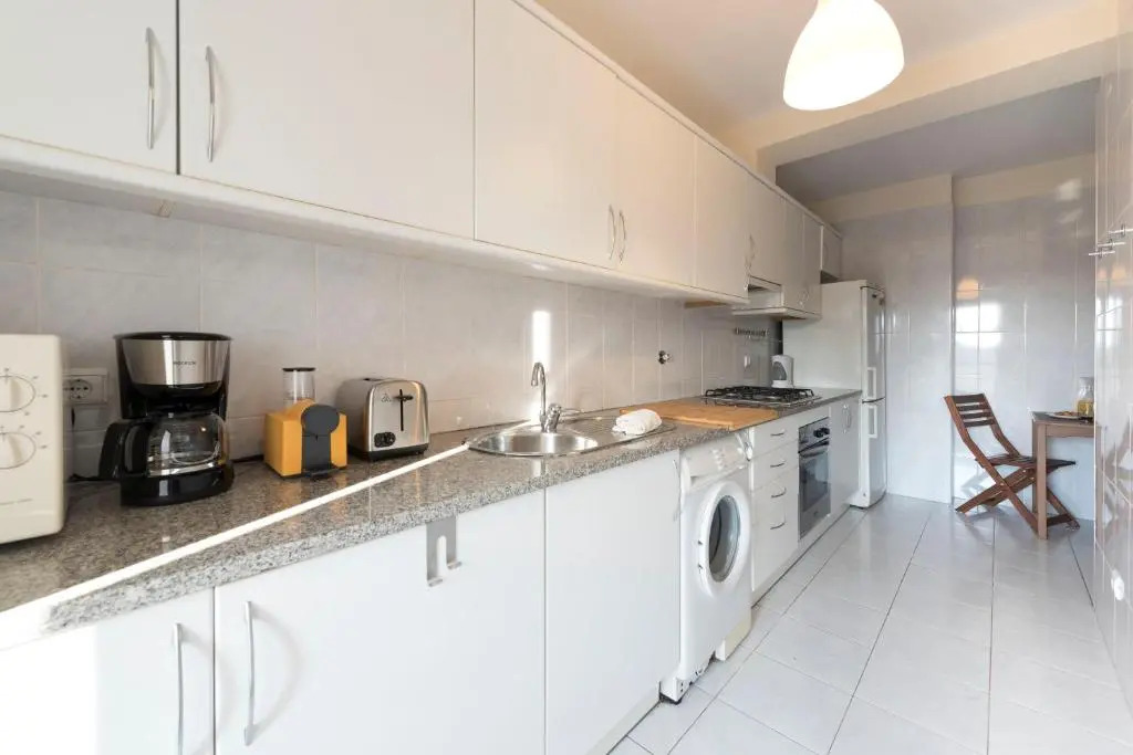 LovelyStay - Homey Feeling Flat w/ Free Parking