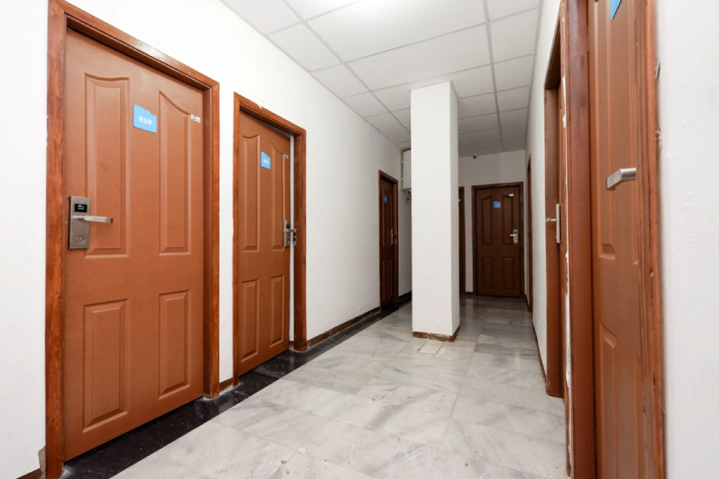 RedDoorz Near Kota Lama Semarang