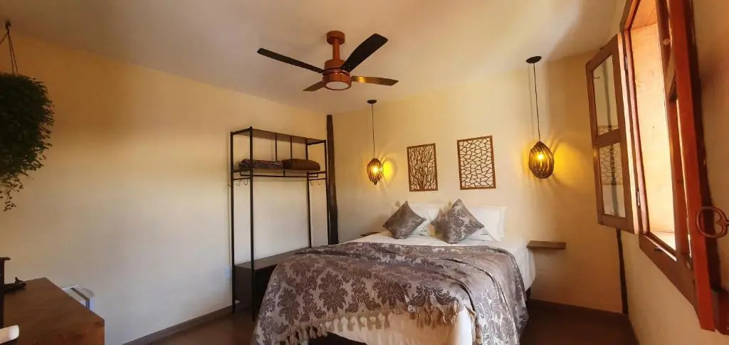 Ellementares Guest House