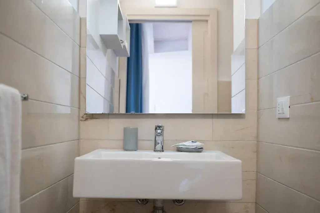 ZIBIBBO SUITES & ROOMS - Aparthotel in Centro Storico a Trapani