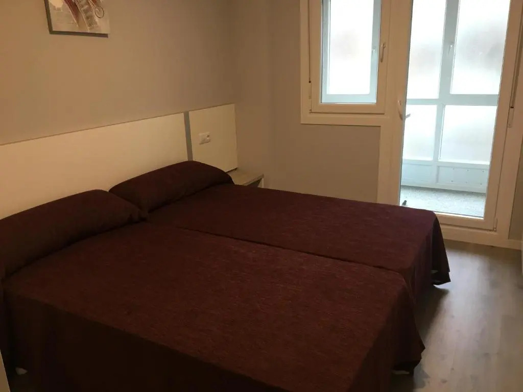 dpCristal City Apartments