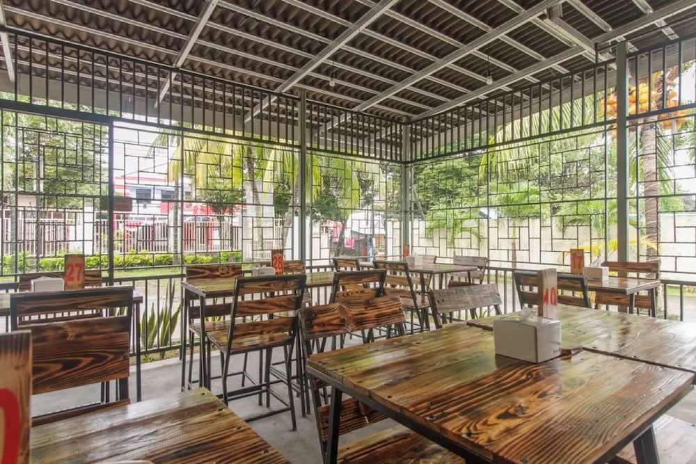 Reddoorz Near Jalan Samratulangi 2 Manado