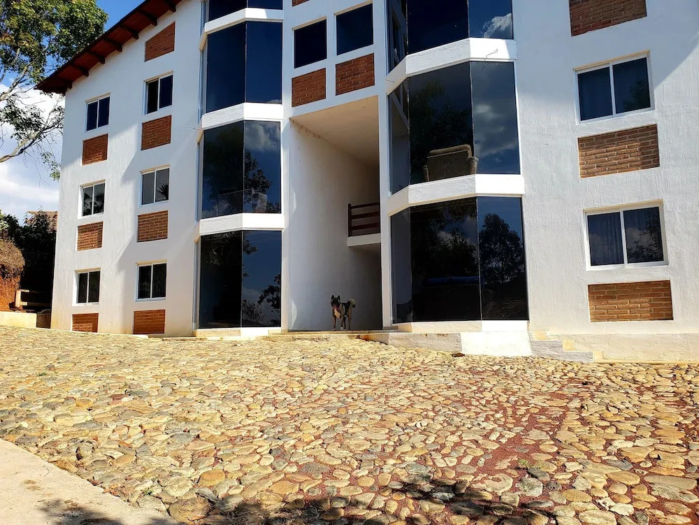 Herradura VIP Inn