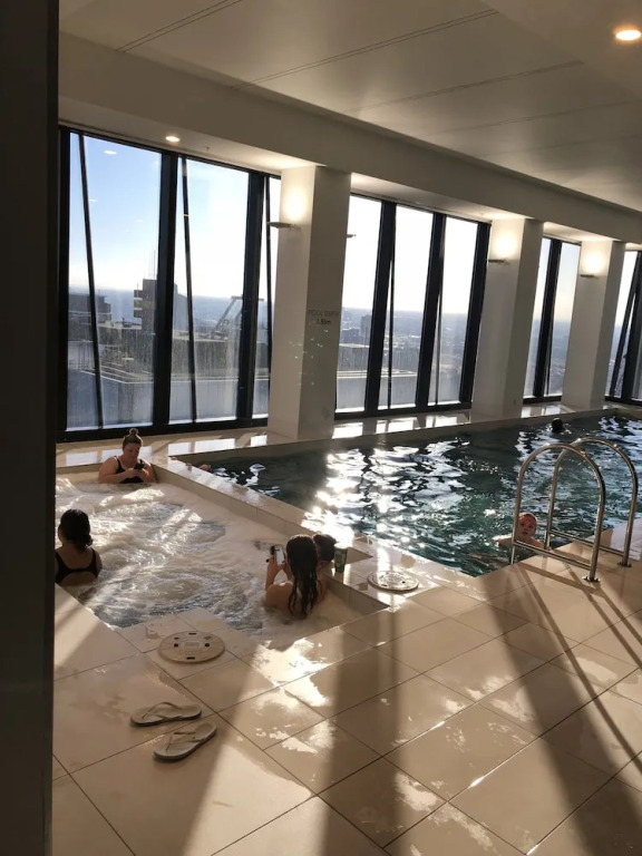 Aussie Escape Apartments-Skyline Collins Tower