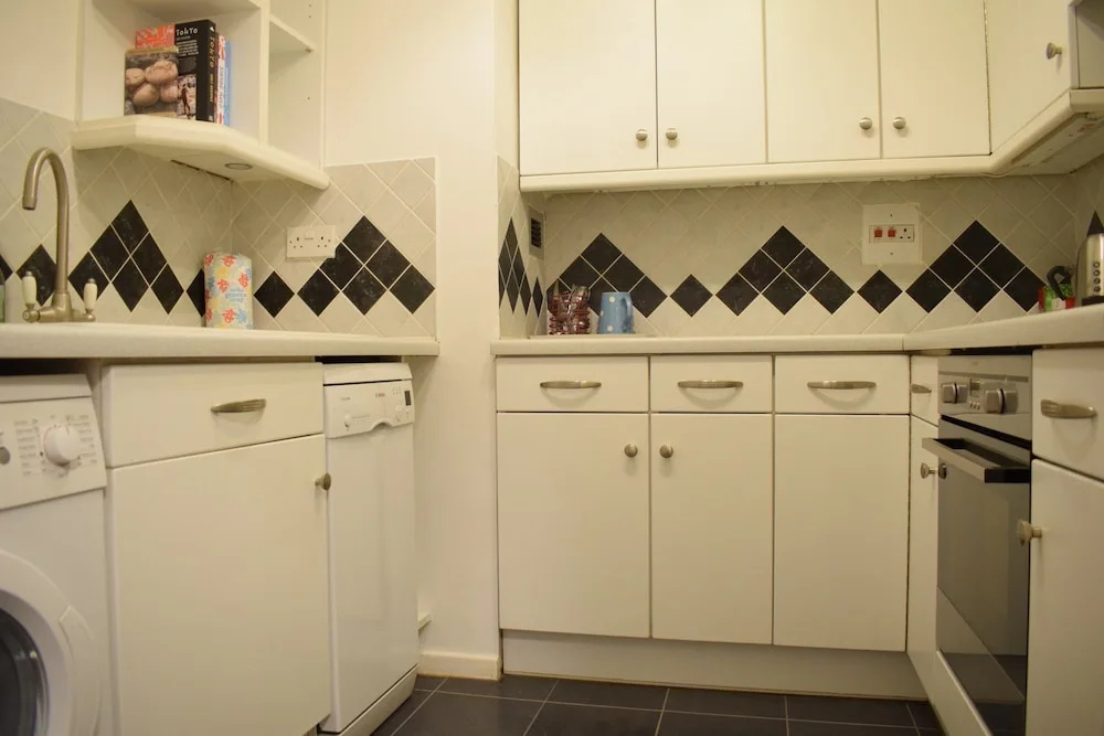 1 Bedroom Apartment In Central London