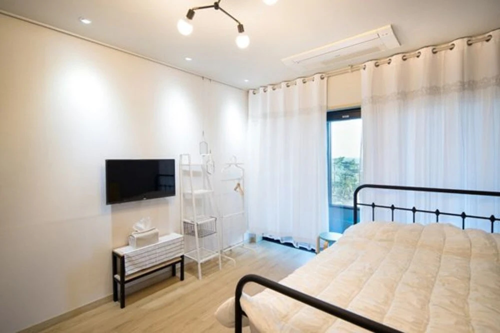 Jeju Aewol Feel Pension