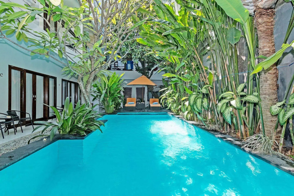 ZEN Rooms Kuta Theater
