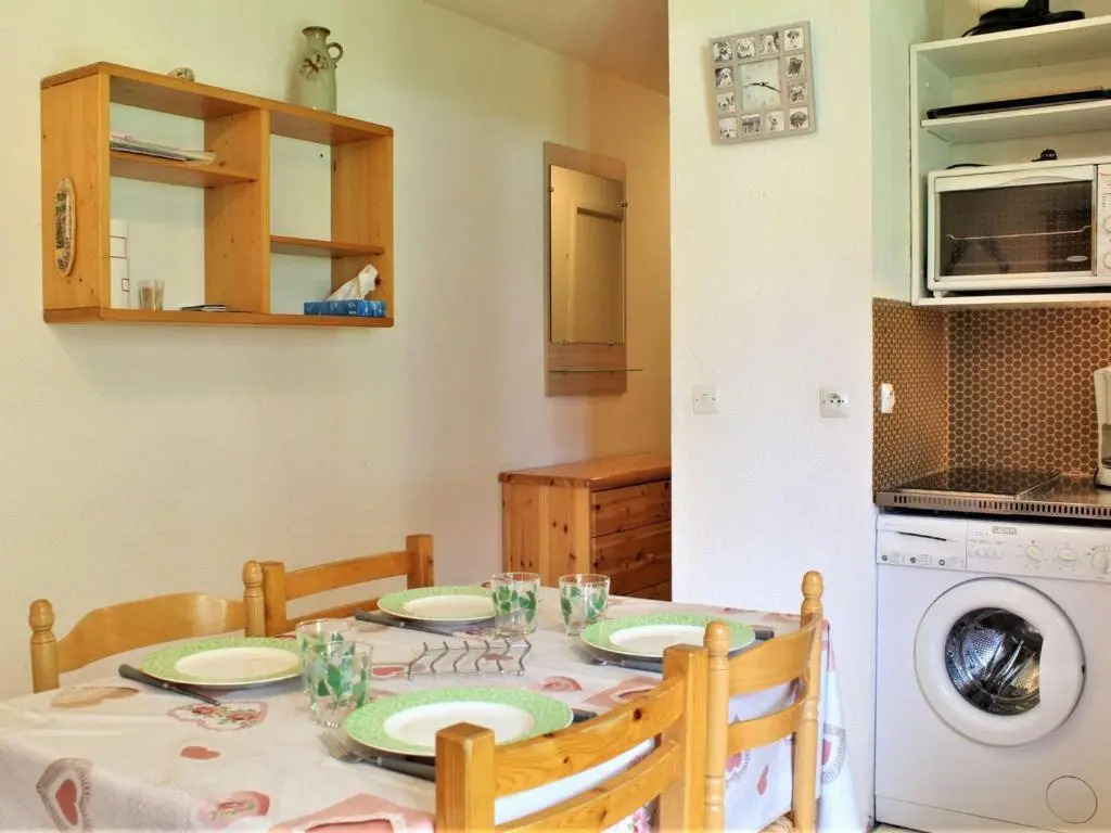 Appartement Risoul, 1 pièce, 5 personnes - FR-1-330-531