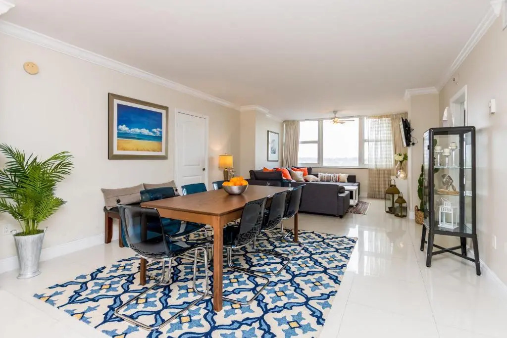 Ocean Beach Condo 3BR On the Sand 505