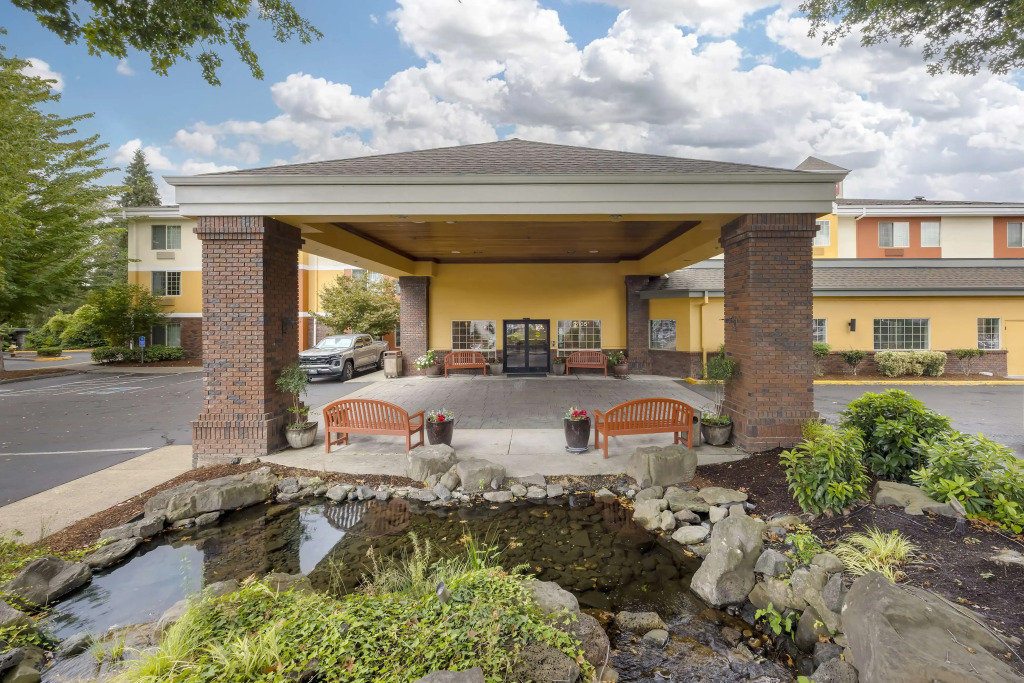 Best Western Plus Northwind Inn & Suites
