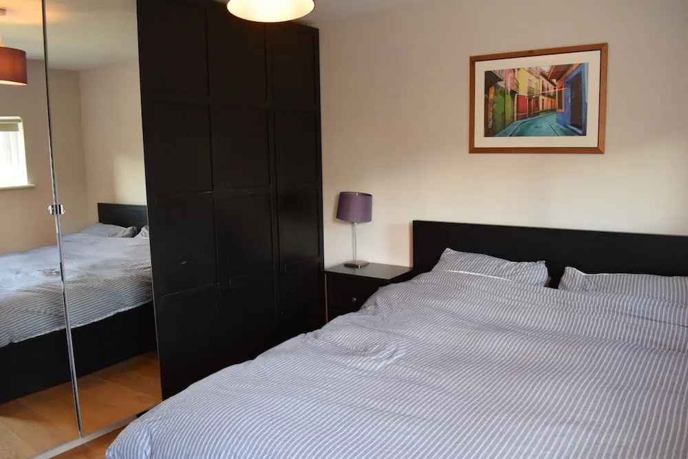 1 Bedroom Apartment in Dalston With Balcony
