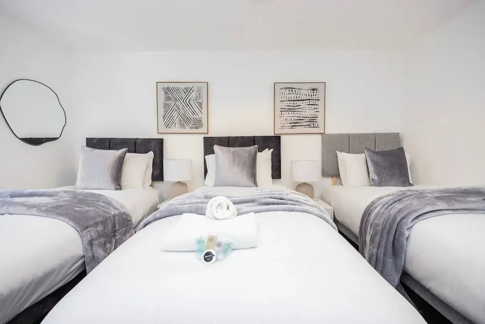 Temple Chambers Aparthotel Central Croydon , Long Stays , Weekly & Monthly Offers , Contractors , Relocations , Leisure & Family Stays