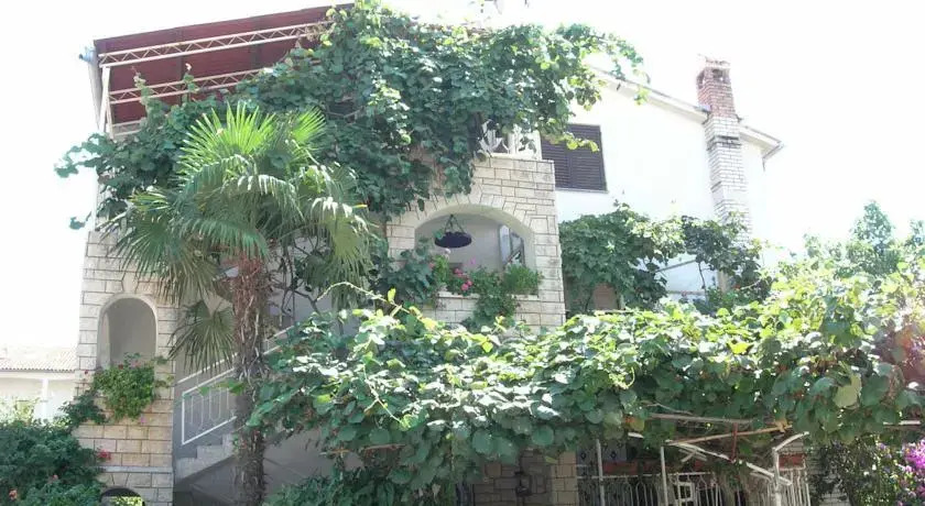 Apartments Jole