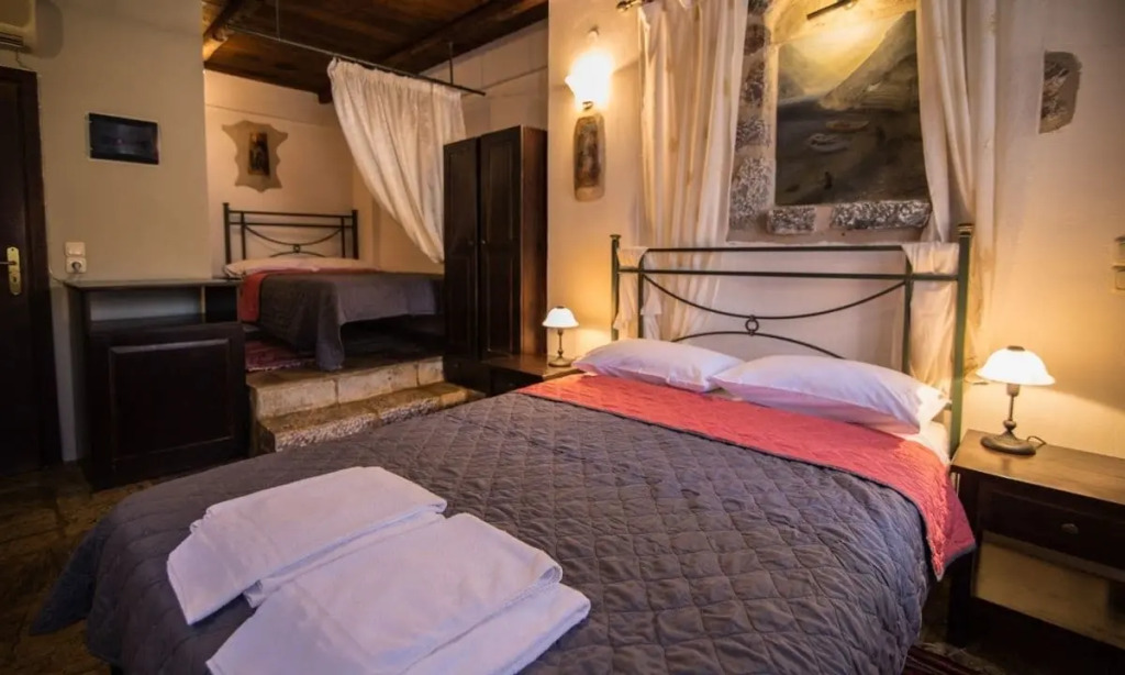 Psamathous Guesthouse