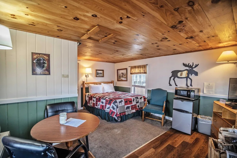 Pemi Cabins