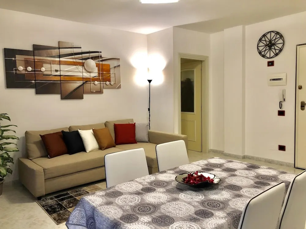 Cagliari mare low cost e last minute Sardegna