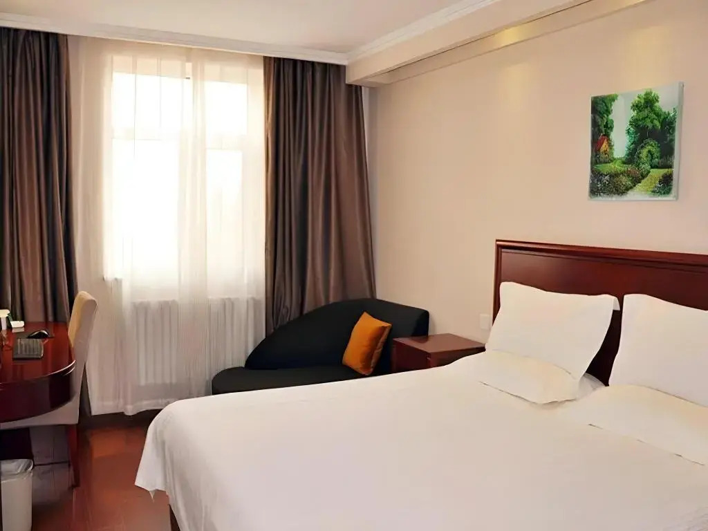Отель GreenTree Inn Beijing Fangshan Liangxiang University Town Hotel
