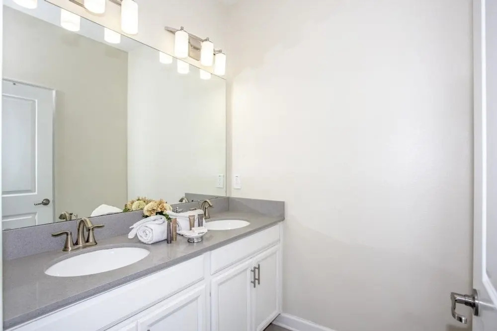 4830rc - Storey Lake 5 Bedroom Townhouse