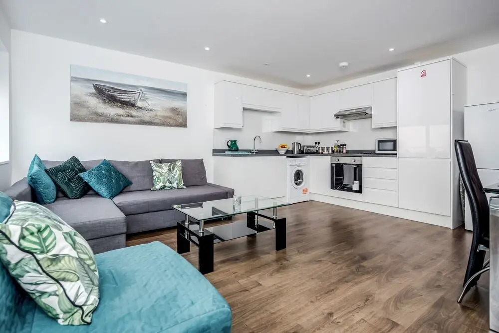 Watford Central Serviced Apartments - F3