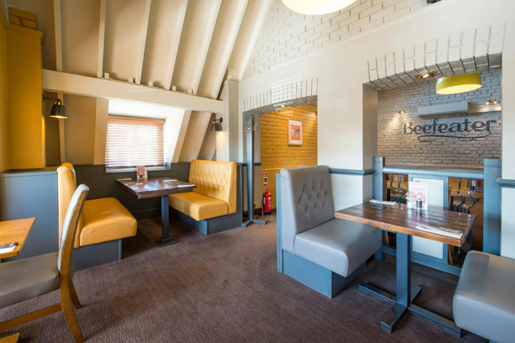 Premier Inn Stockport South