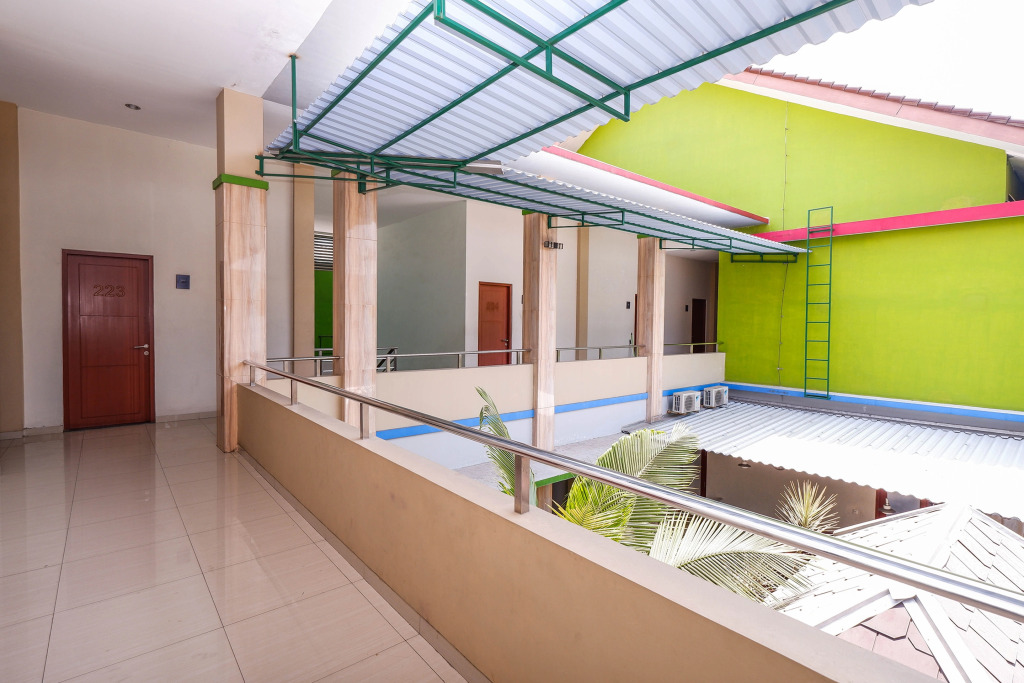 OYO 1532 Mawar Indah Hotel