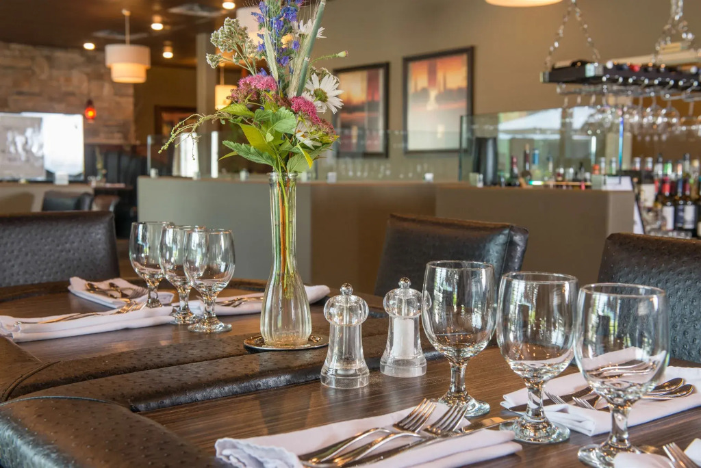 Hilltop Inn - Salmon Arm